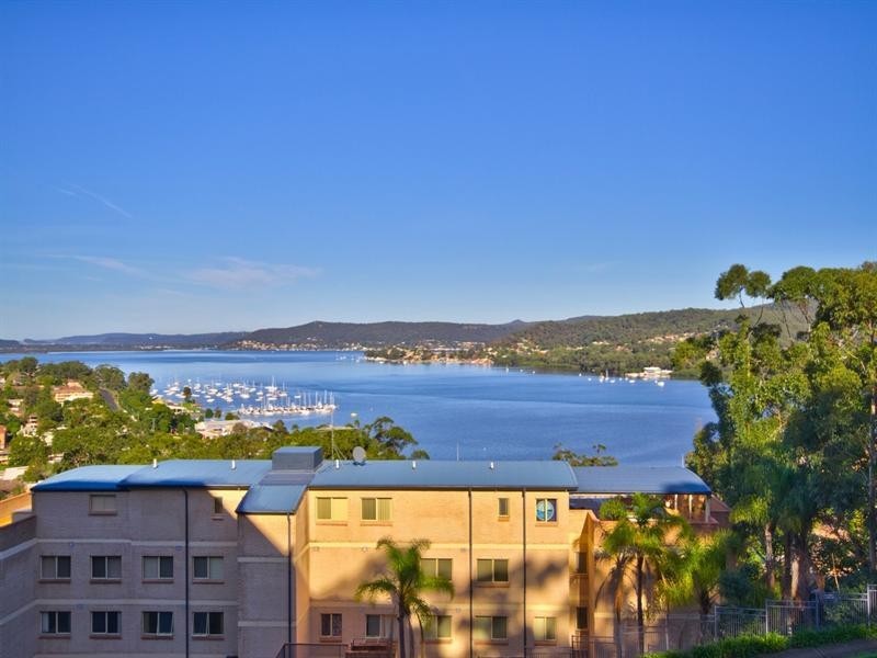608/97-99 John Whiteway Drive, Gosford NSW 2250
