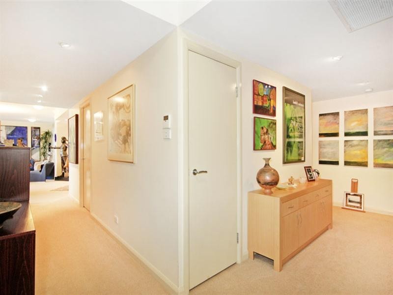 608/97-99 John Whiteway Drive, Gosford NSW 2250
