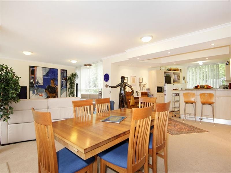608/97-99 John Whiteway Drive, Gosford NSW 2250