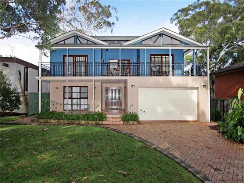 42 Reserve Drive, Bateau Bay NSW 2261