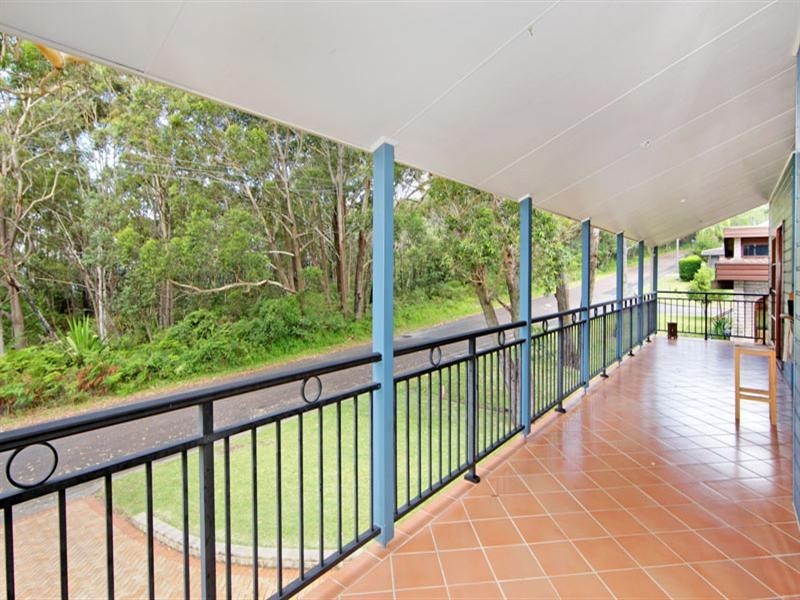 42 Reserve Drive, Bateau Bay NSW 2261