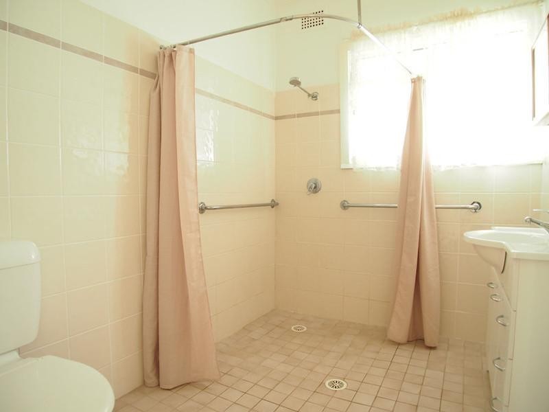 1 Fairview Avenue, The Entrance NSW 2261