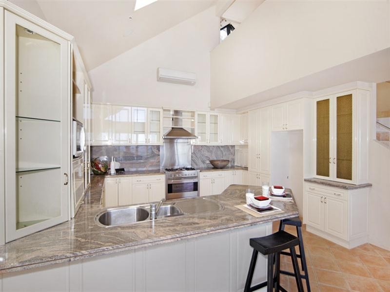 12 South Scenic Road, Forresters Beach NSW 2260