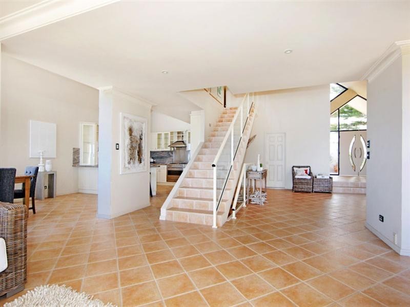 12 South Scenic Road, Forresters Beach NSW 2260