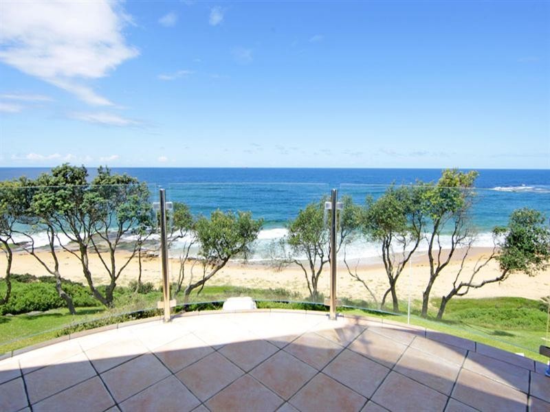 12 South Scenic Road, Forresters Beach NSW 2260