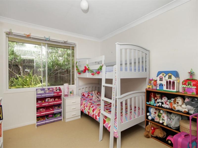 11 Lincoln Close, Bateau Bay NSW 2261