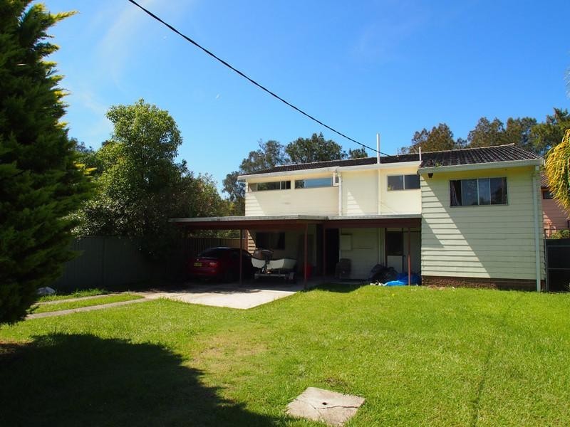 125 Lakedge Avenue, Berkeley Vale NSW 2261