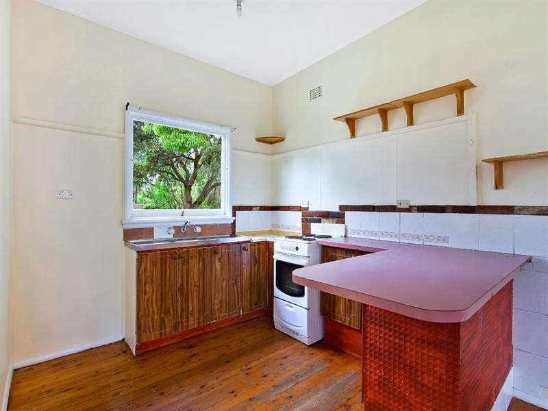 494 The Entrance Road, Bateau Bay NSW 2261