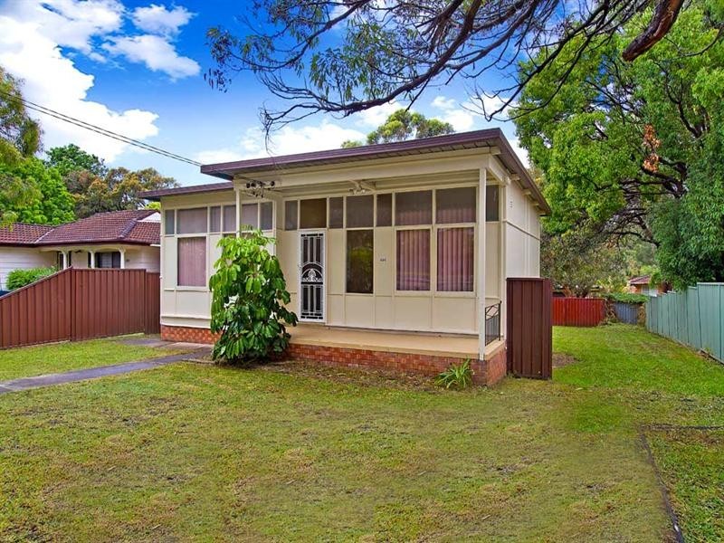 494 The Entrance Road, Bateau Bay NSW 2261