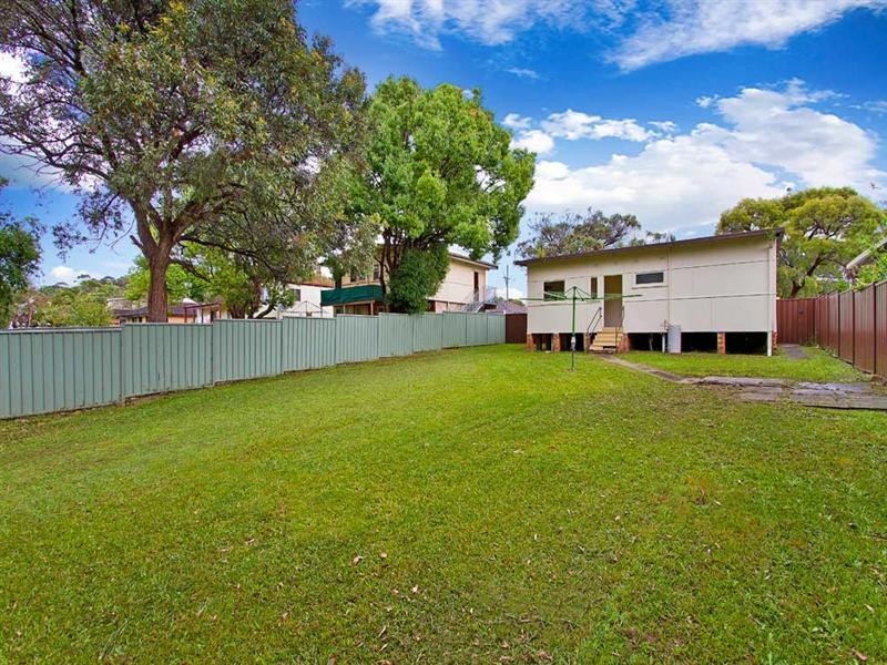 494 The Entrance Road, Bateau Bay NSW 2261