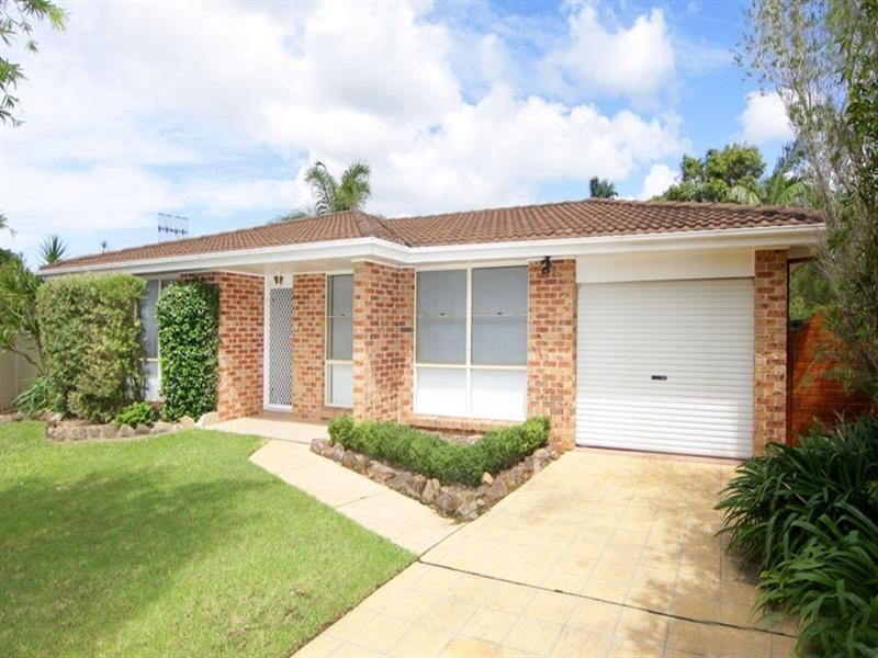 11 Lady Penrhyn Close, Bateau Bay NSW 2261