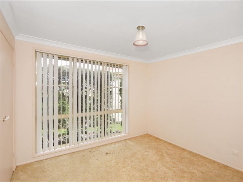 11 Lady Penrhyn Close, Bateau Bay NSW 2261