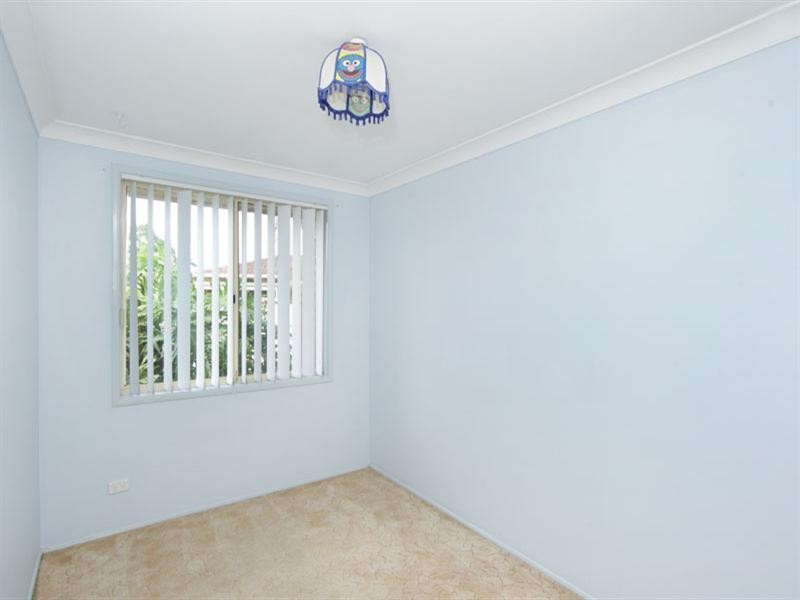 11 Lady Penrhyn Close, Bateau Bay NSW 2261