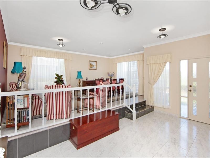 12 Epsom Place, Bateau Bay NSW 2261