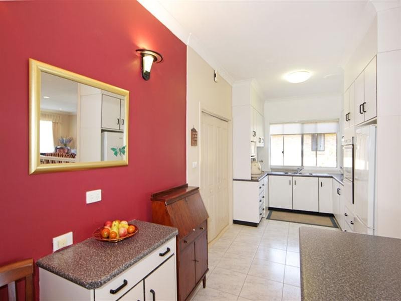 12 Epsom Place, Bateau Bay NSW 2261