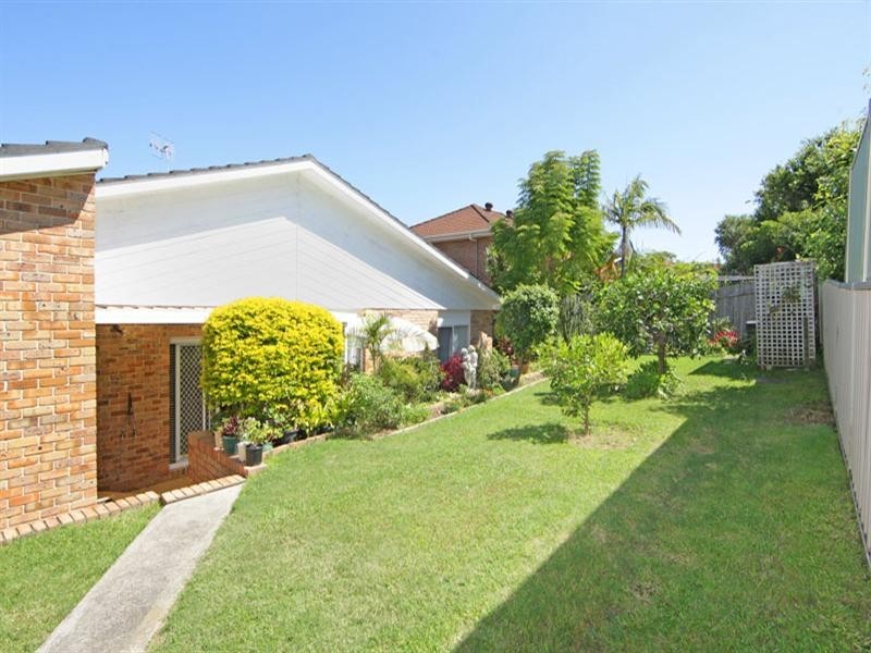 12 Epsom Place, Bateau Bay NSW 2261
