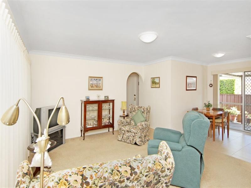 2/18 McLachlan Avenue, Long Jetty NSW 2261