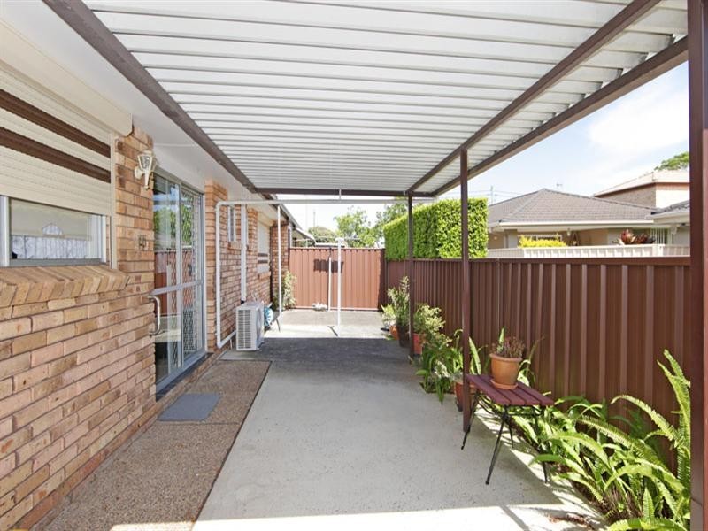 2/18 McLachlan Avenue, Long Jetty NSW 2261