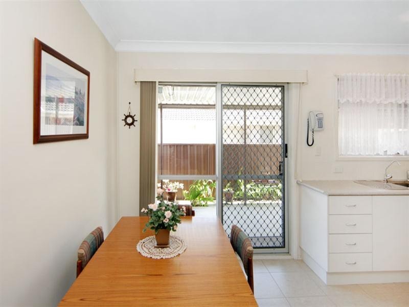 2/18 McLachlan Avenue, Long Jetty NSW 2261