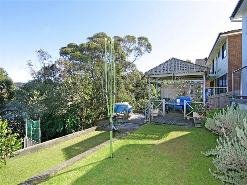 7 Boos Road, Forresters Beach NSW 2260
