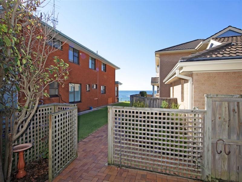 3/13 Charlton Street, Toowoon Bay NSW 2261