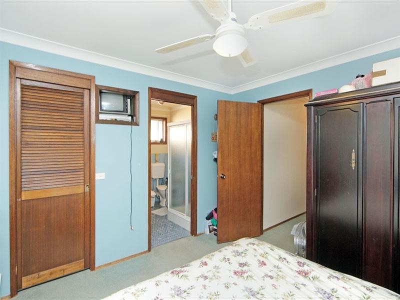 6 Marilyn Crescent, Tumbi Umbi NSW 2261