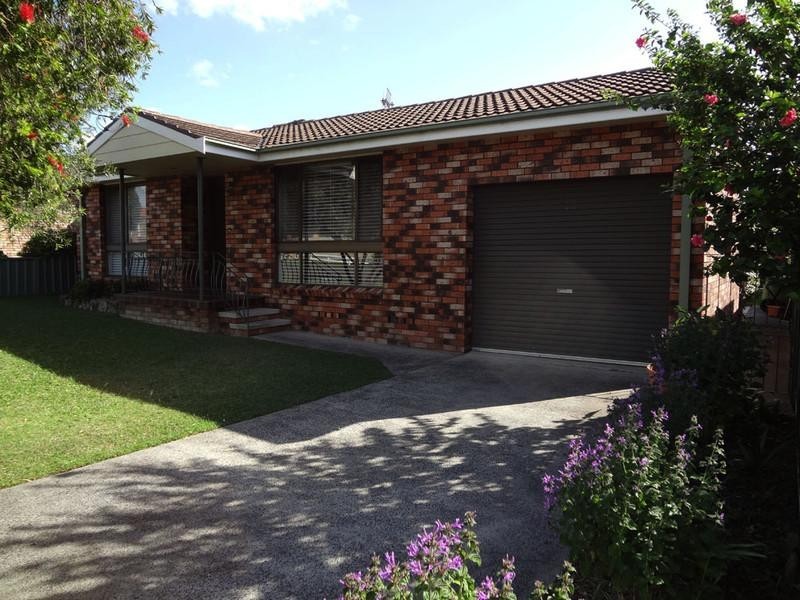 13 Shortland Avenue, Killarney Vale NSW 2261
