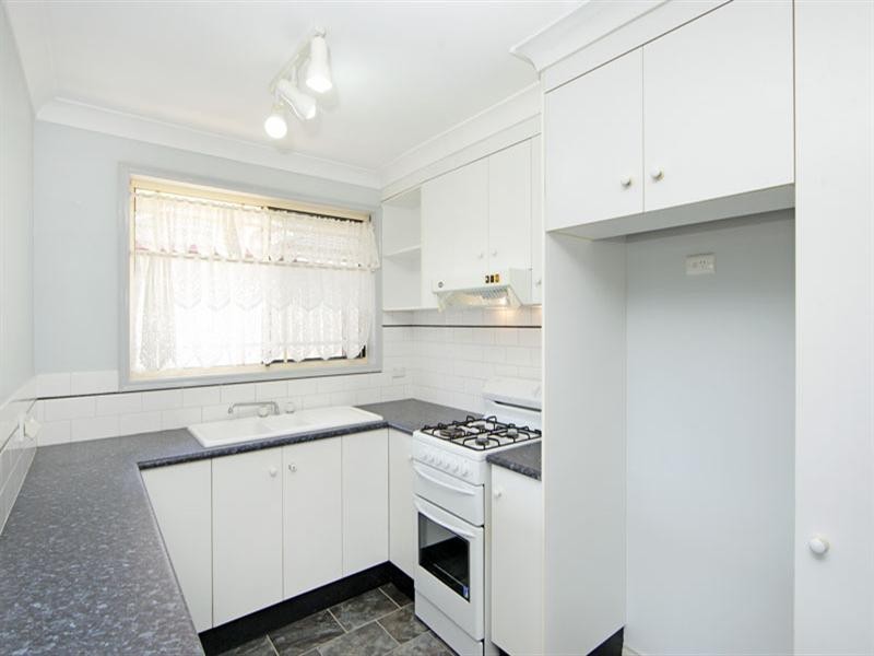2/4 Supply Close, Bateau Bay NSW 2261