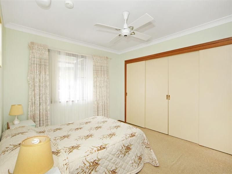 36 Sycamore Avenue, Bateau Bay NSW 2261