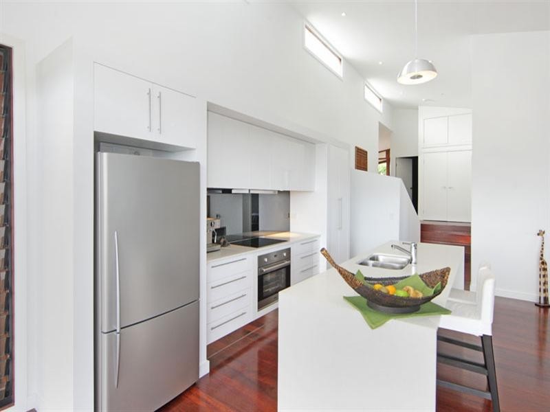 33 Stephenson Road, Bateau Bay NSW 2261