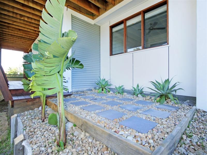 33 Stephenson Road, Bateau Bay NSW 2261