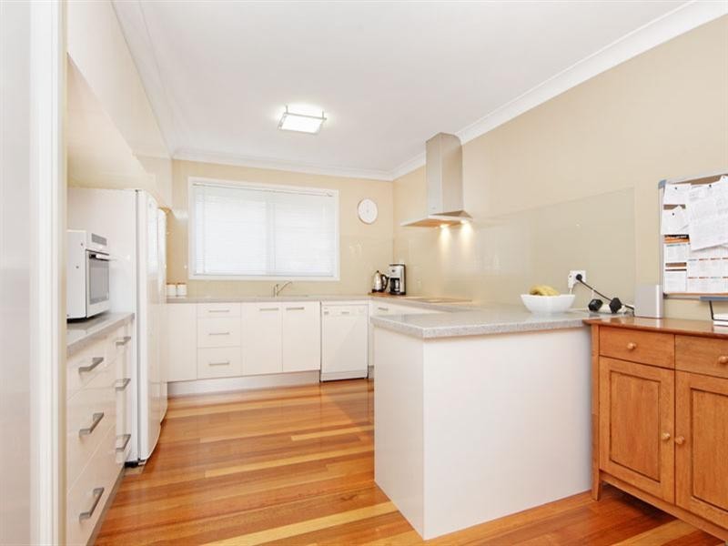 1 Stornaway Crescent, Berkeley Vale NSW 2261