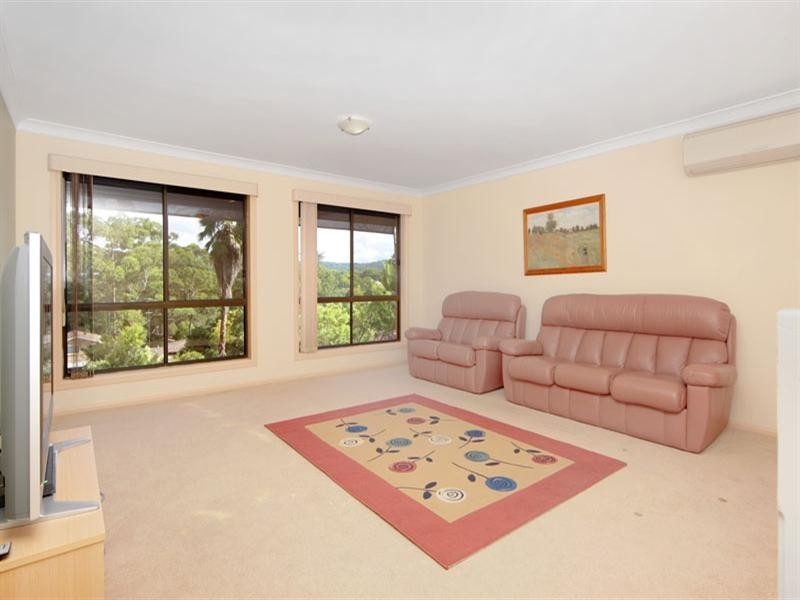 1 Stornaway Crescent, Berkeley Vale NSW 2261