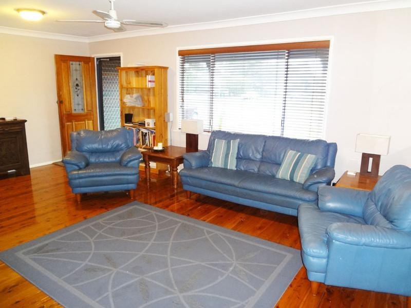 13 Oxley Road, Killarney Vale NSW 2261