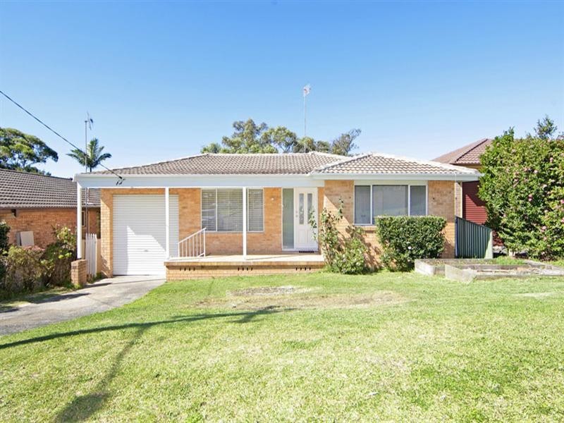 8 Promenade Avenue, Bateau Bay NSW 2261