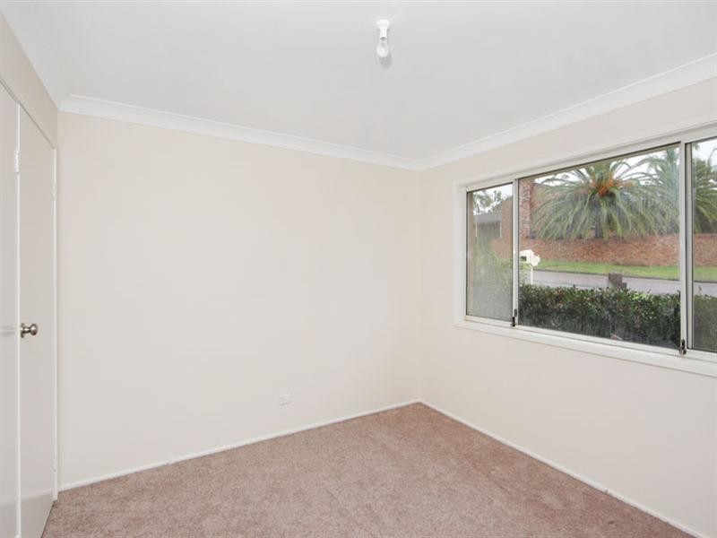 8 Promenade Avenue, Bateau Bay NSW 2261