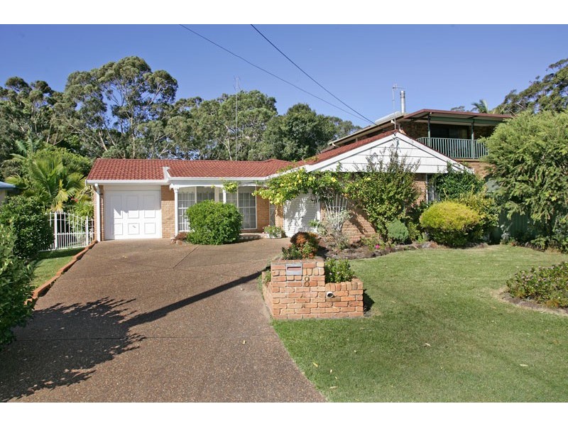 8 Compass Close, Bateau Bay NSW 2261