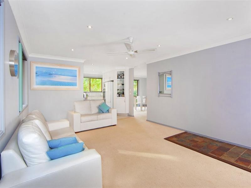 22 Northview Drive, Bateau Bay NSW 2261