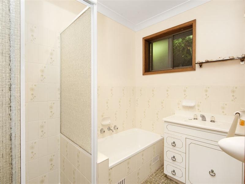 22 Northview Drive, Bateau Bay NSW 2261