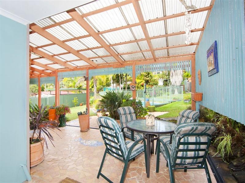 4 Belford Avenue, Bateau Bay NSW 2261