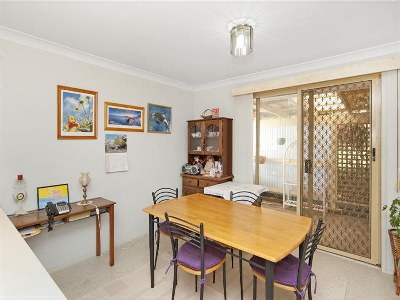 176 Cresthaven Avenue, Bateau Bay NSW 2261