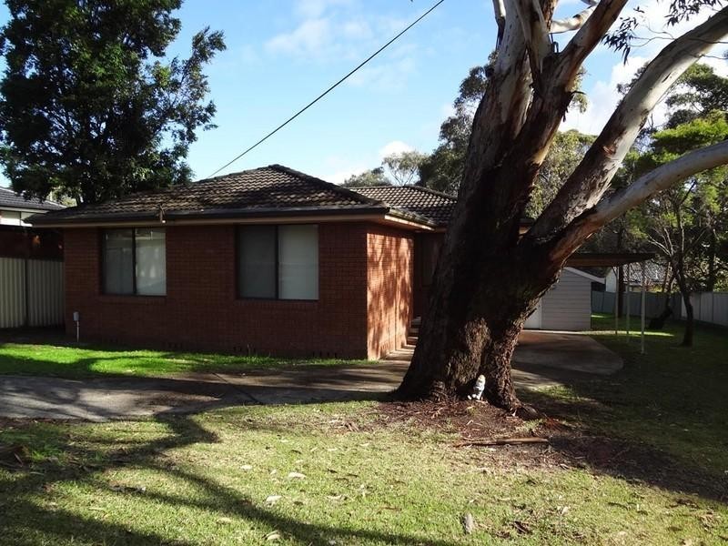 2 Marlowe Road, Bateau Bay NSW 2261