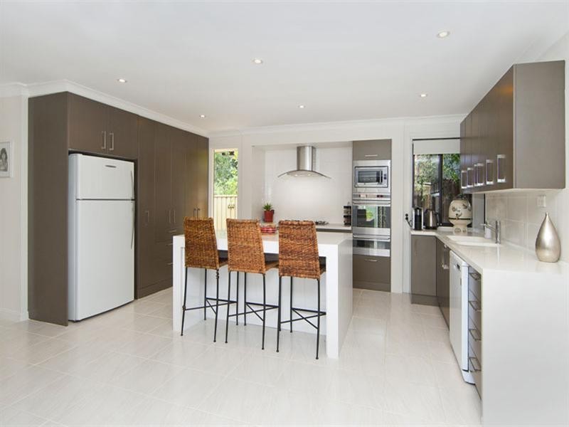 15 Nepean Street, Bateau Bay NSW 2261