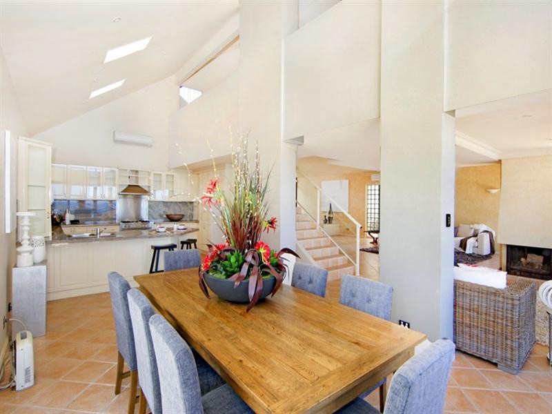 12 South Scenic, Forresters Beach NSW 2260