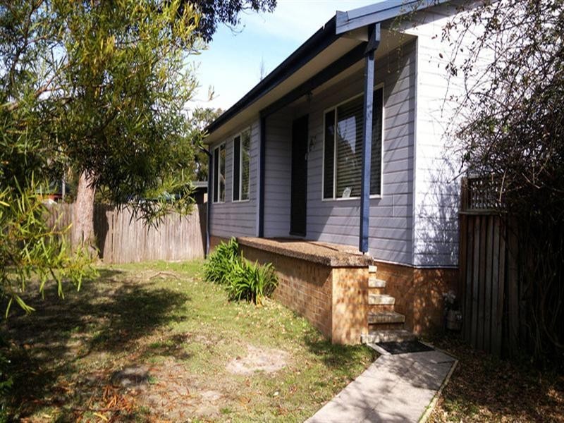 52 Kerry Crescent, Berkeley Vale NSW 2261