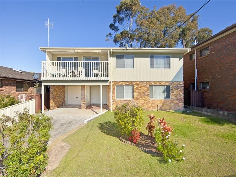 6 Rays Road, Bateau Bay NSW 2261