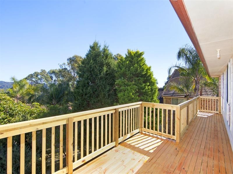 25 Masefield Avenue, Bateau Bay NSW 2261