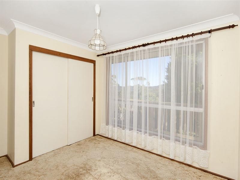 25 Masefield Avenue, Bateau Bay NSW 2261