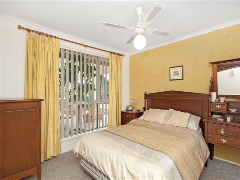 26 Sirius Avenue, Bateau Bay NSW 2261