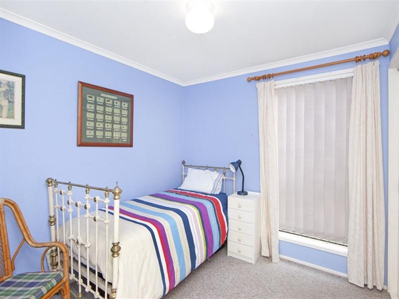 26 Sirius Avenue, Bateau Bay NSW 2261